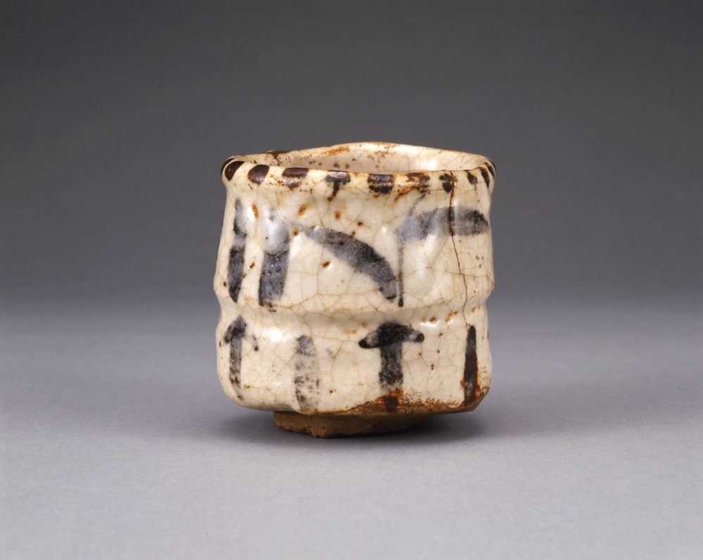 Korean and Japanese Dishware